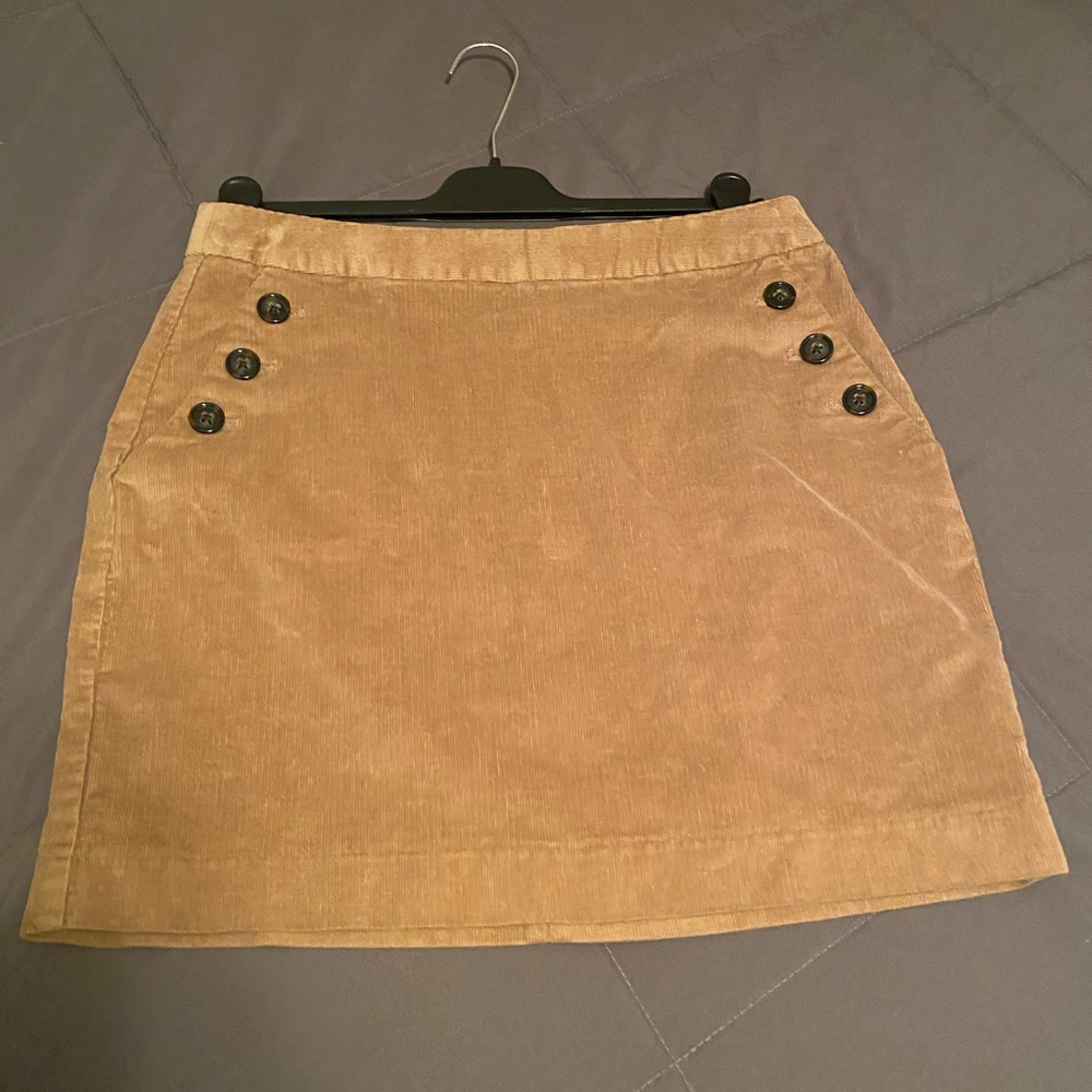 Corduroy skirt